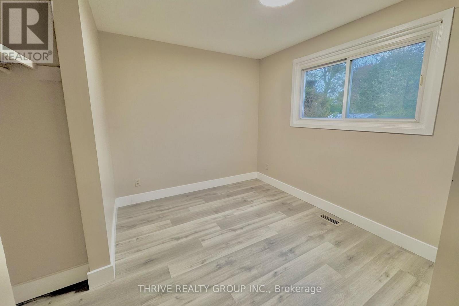 Upper - 101 Culver Crescent, London East, Ontario  N5V 3G3 - Photo 14 - X12517376