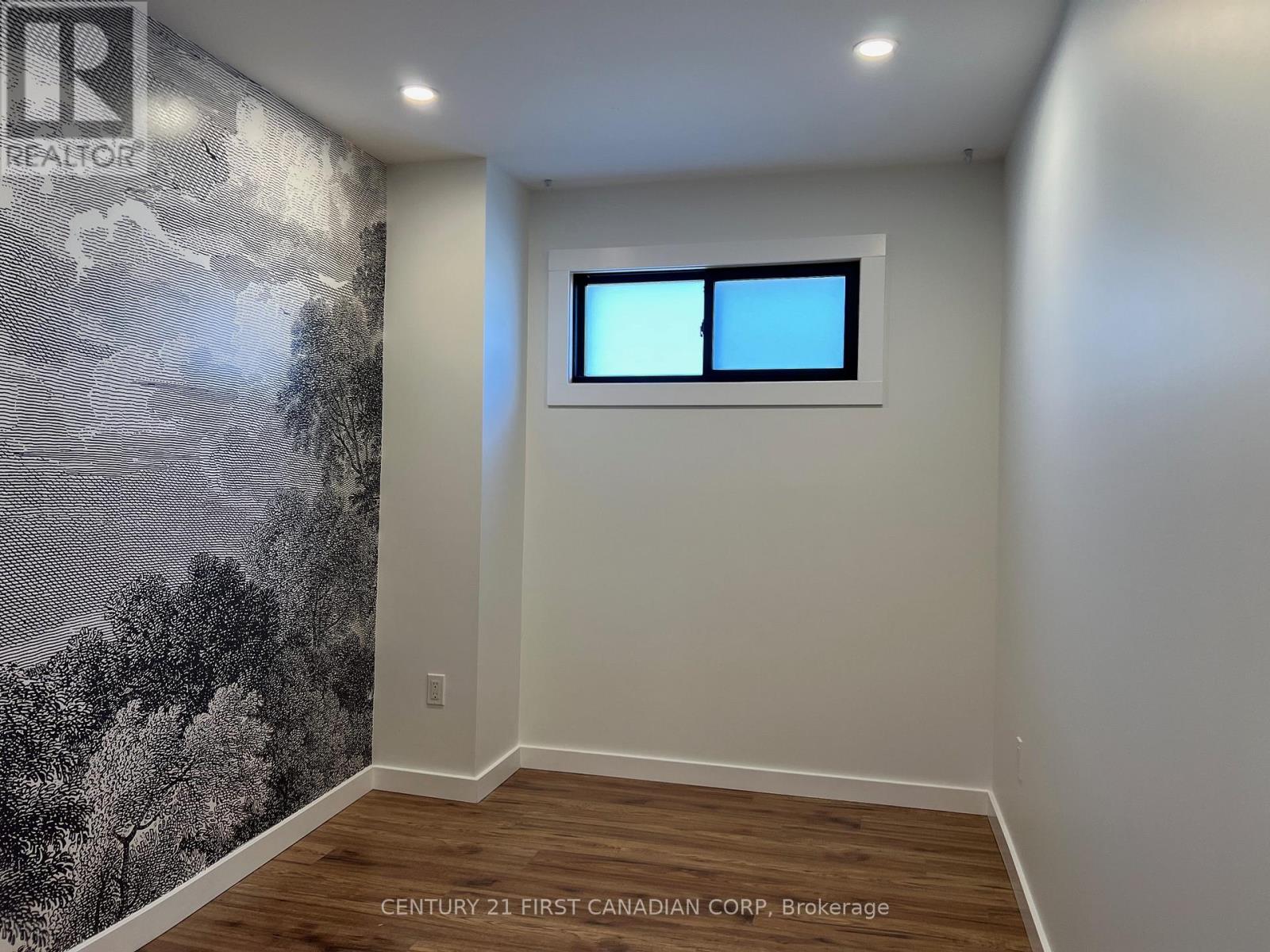 3 - 331 Erie Street, Central Elgin (Port Stanley), Ontario  N5L 1E3 - Photo 6 - X12517470