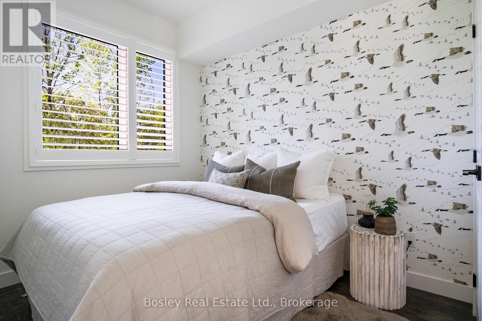 101 - 18 Beckwith Lane, Blue Mountains, Ontario L9Y 2X5 - Photo 23 - X12328454