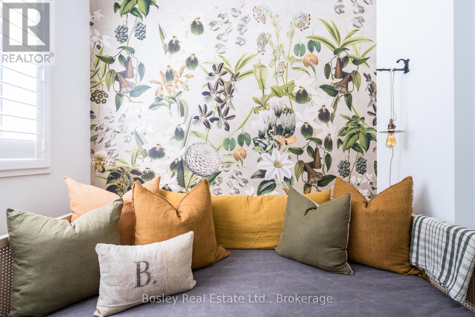 101 - 18 Beckwith Lane, Blue Mountains, Ontario L9Y 2X5 - Photo 30 - X12328454