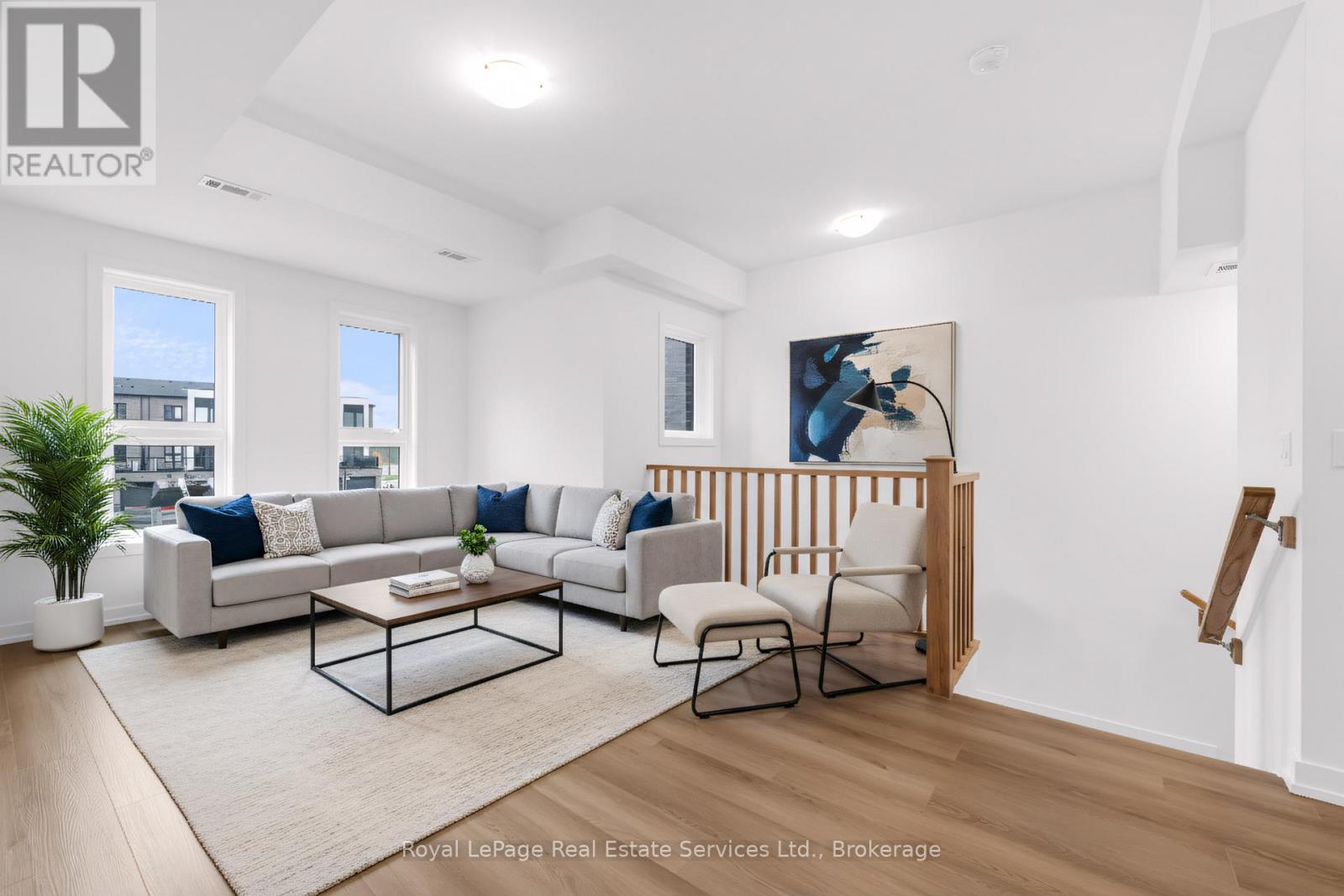 25 - 70 Kenesky Drive, Hamilton, Ontario  L8B 1Y4 - Photo 3 - X12517372