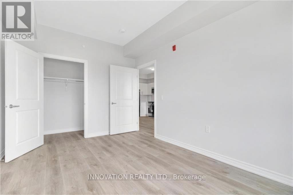 303 - 397 Codd's Road, Ottawa, Ontario  K1K 5C7 - Photo 5 - X12517258
