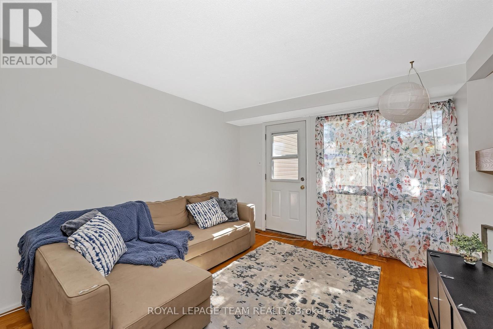 10 - 31 Malvern Drive, Ottawa, Ontario K2J 1M8 - Photo 12 - X12517322