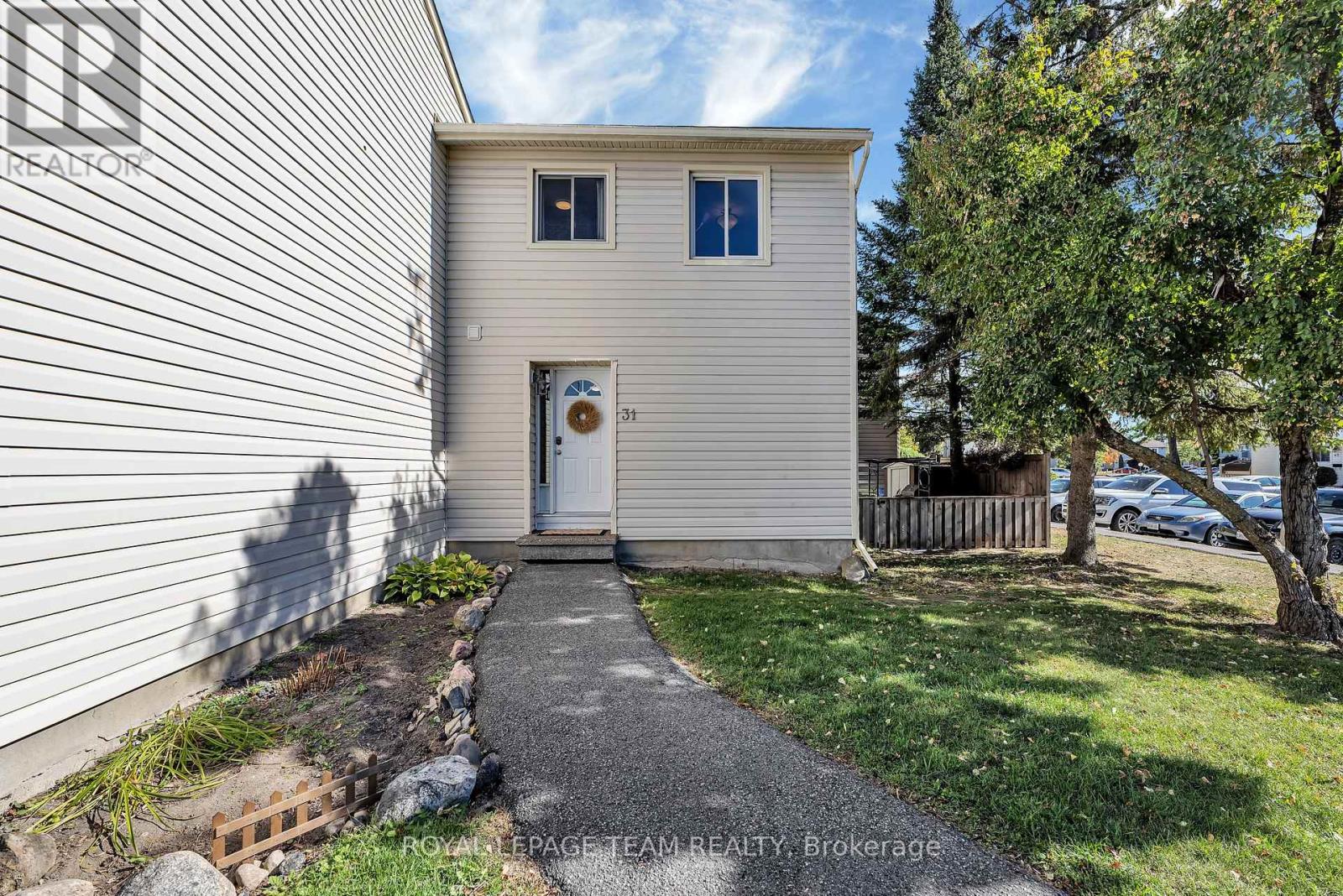 10 - 31 Malvern Drive, Ottawa, Ontario K2J 1M8 - Photo 2 - X12517322