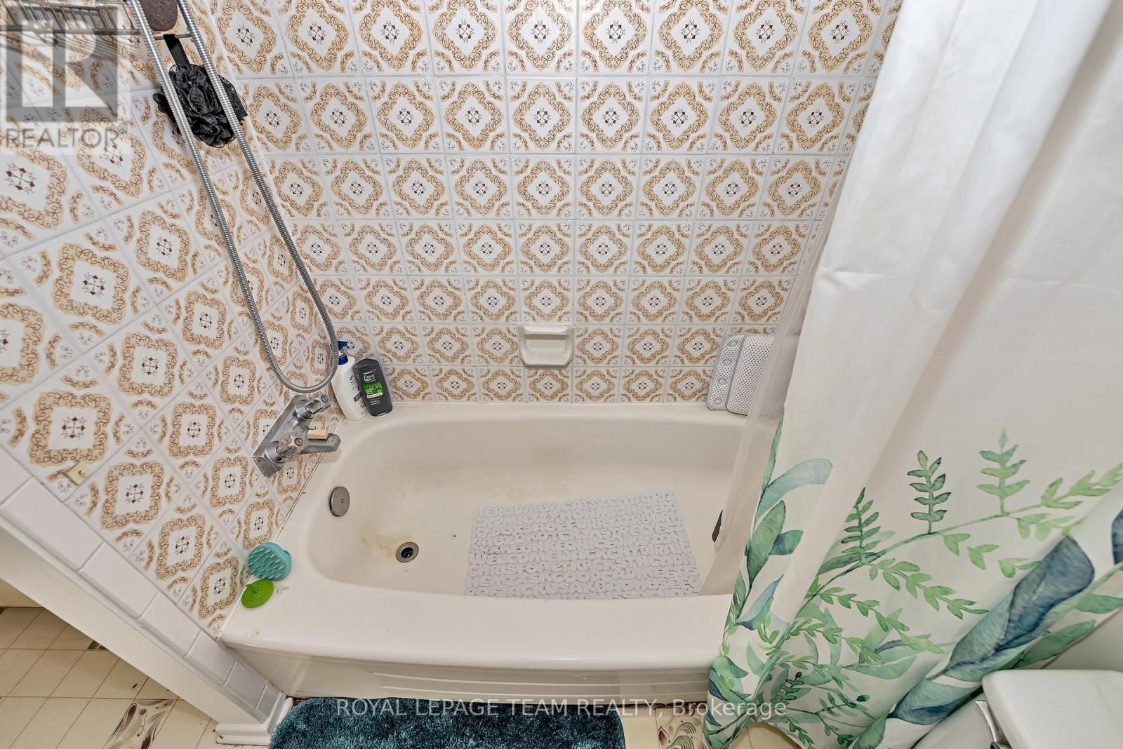 10 - 31 Malvern Drive, Ottawa, Ontario K2J 1M8 - Photo 35 - X12517322