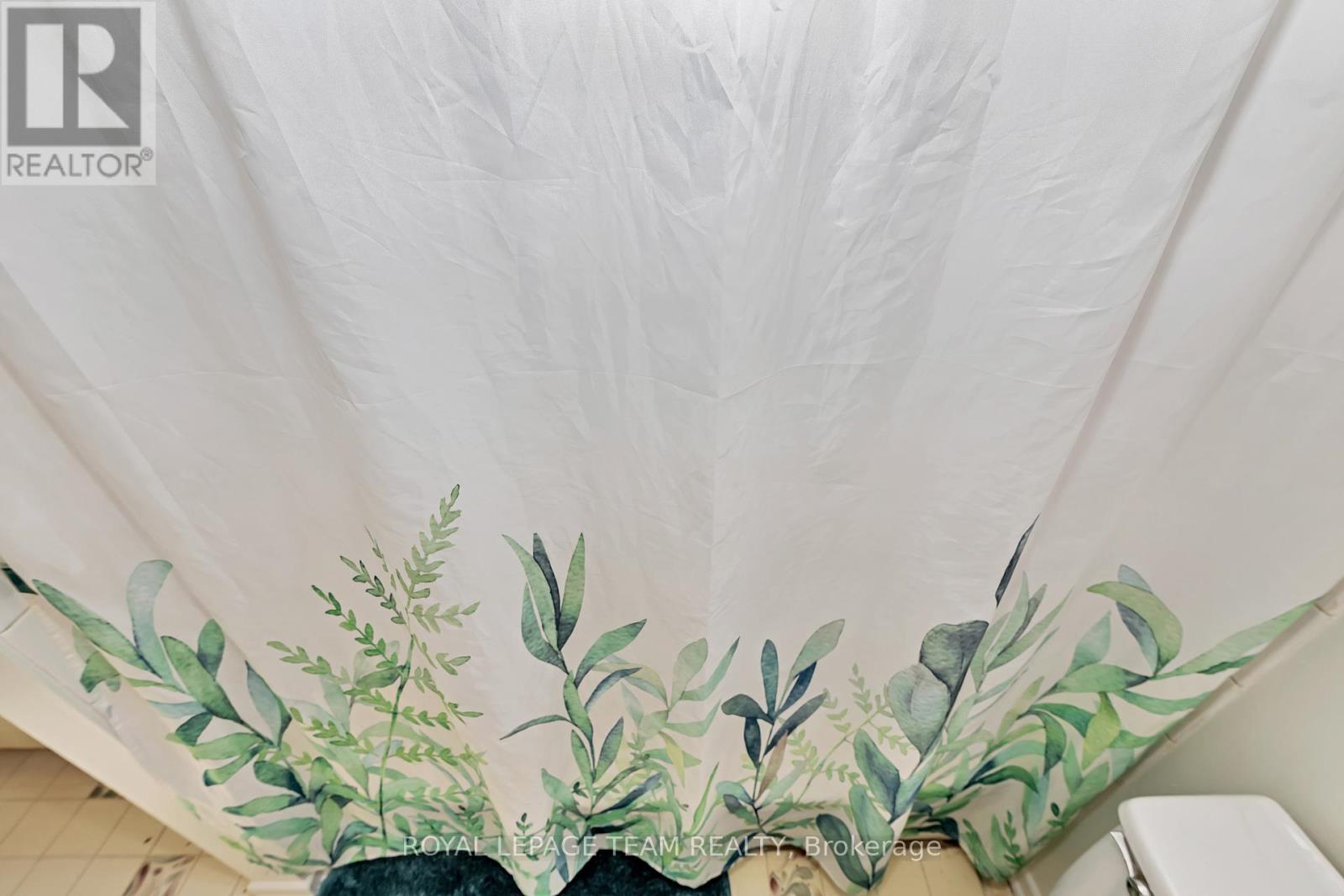 10 - 31 Malvern Drive, Ottawa, Ontario K2J 1M8 - Photo 37 - X12517322