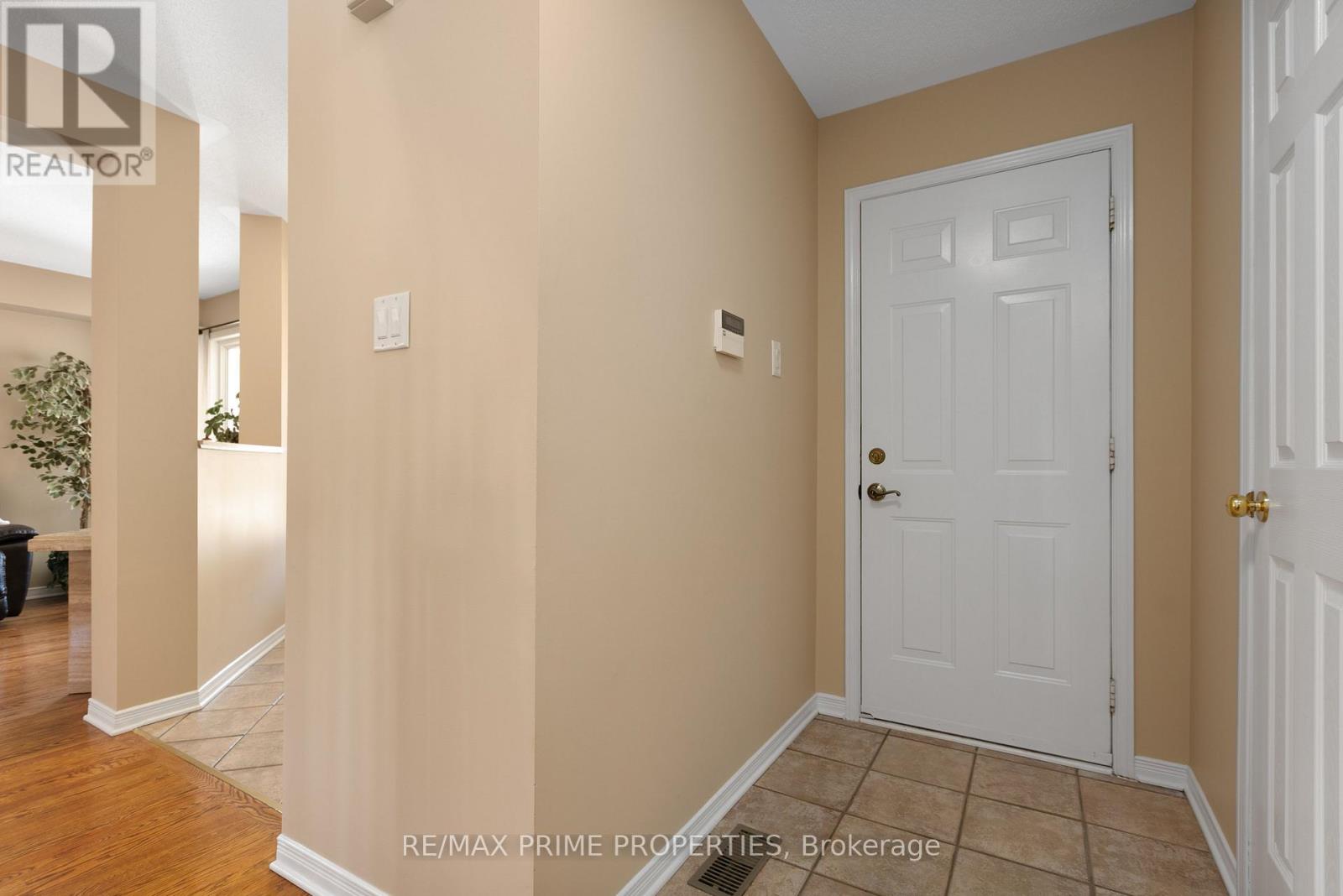 1545 Senateurs Way, Ottawa, Ontario  K4A 4A2 - Photo 18 - X12517334