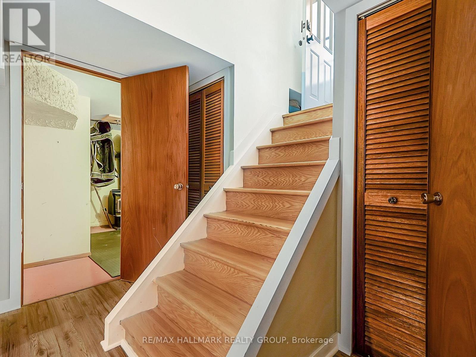 2077 Lemay Crescent, Ottawa, Ontario  K1G 2X5 - Photo 18 - X12517444