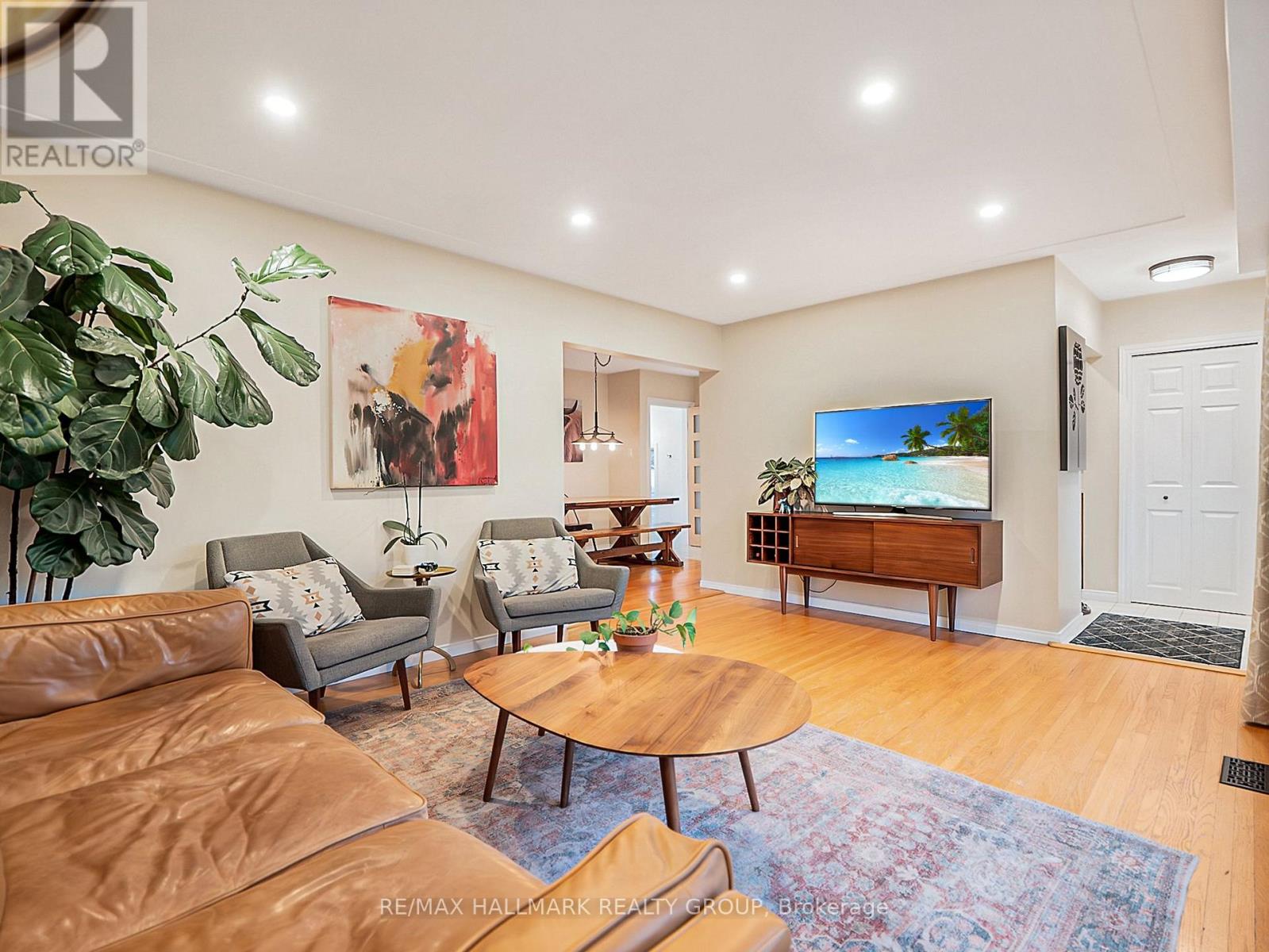 2077 Lemay Crescent, Ottawa, Ontario  K1G 2X5 - Photo 5 - X12517444