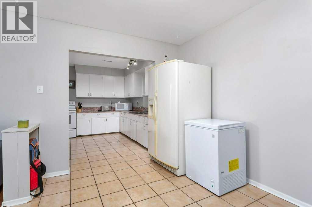 5702 West Park Crescent, Red Deer, Alberta  T4N 1E5 - Photo 32 - A2268137