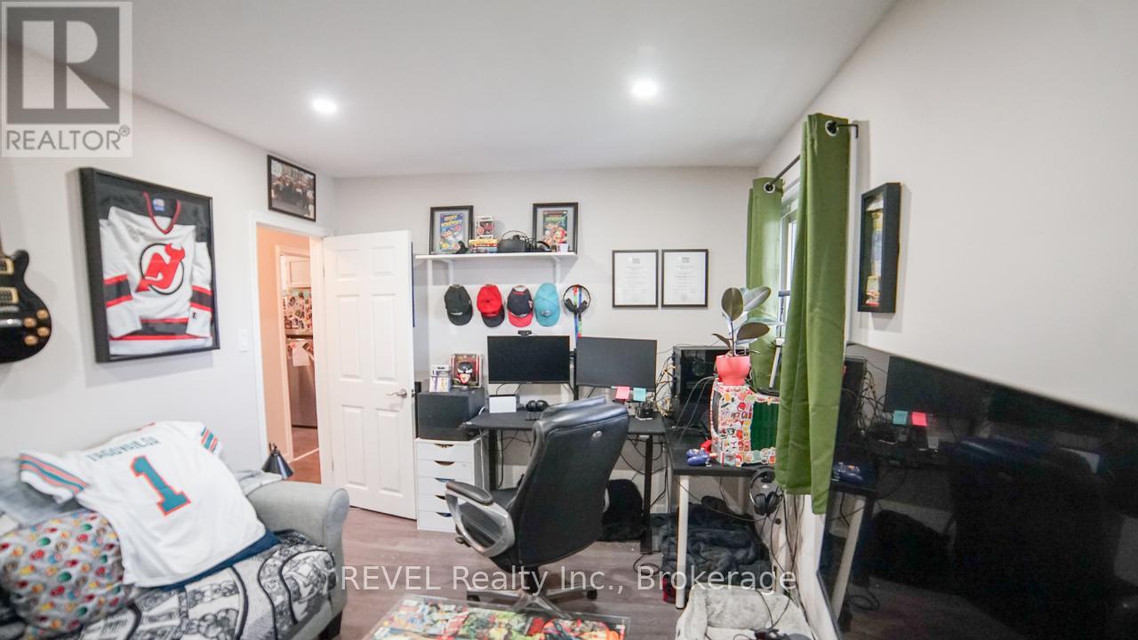 510 Lloyd Avenue, Welland (Prince Charles), Ontario  L3C 2Z5 - Photo 25 - X12517284