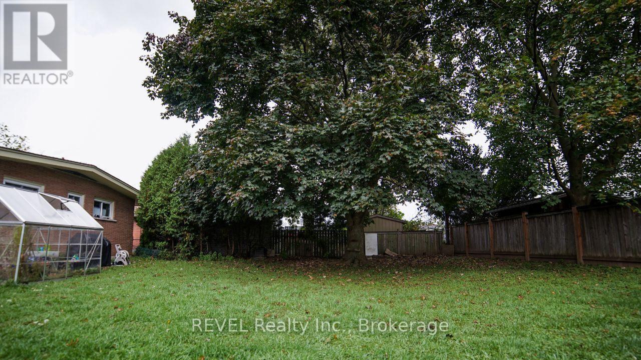 510 Lloyd Avenue, Welland (Prince Charles), Ontario  L3C 2Z5 - Photo 28 - X12517284