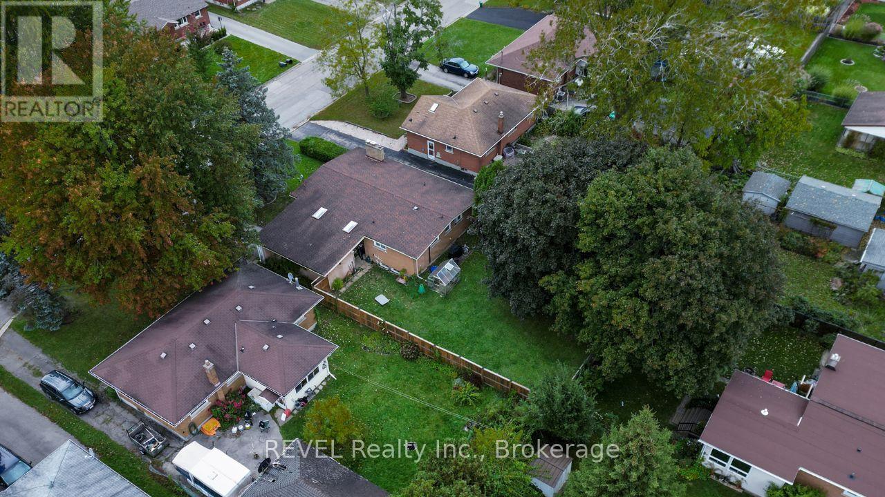 510 Lloyd Avenue, Welland (Prince Charles), Ontario  L3C 2Z5 - Photo 30 - X12517284