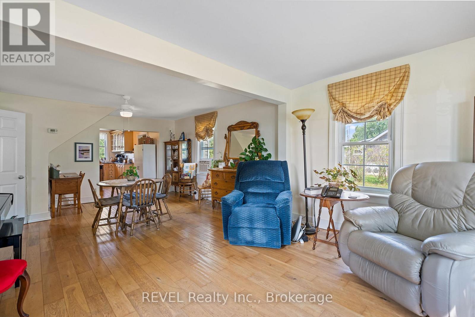 1555 Merrittville Highway, Thorold (Hurricane/merrittville), Ontario  L3B 5N5 - Photo 13 - X12517348