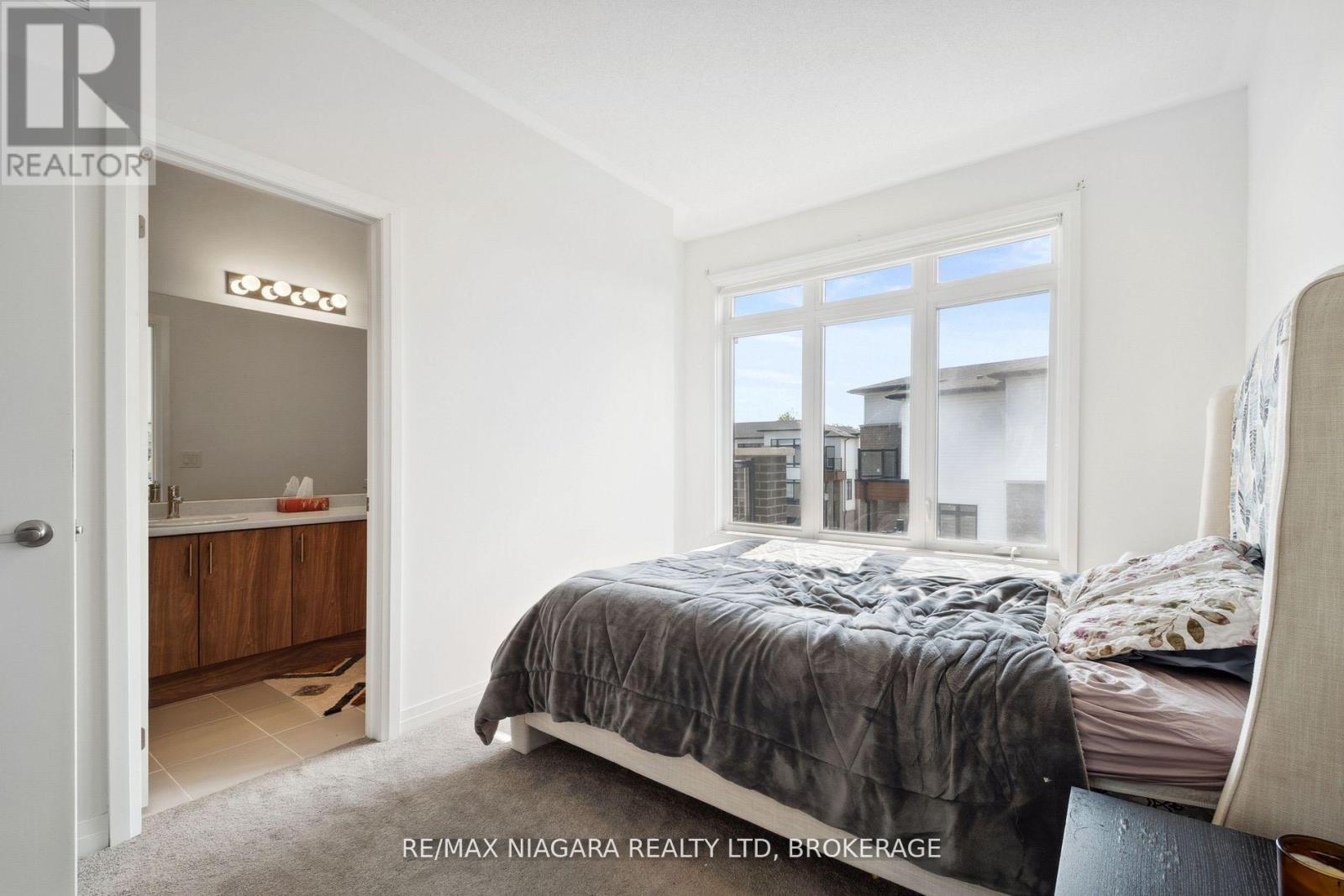 2 Sidney Rose Common N, St. Catharines, Ontario L2T 0B3 - Photo 13 - X12517386