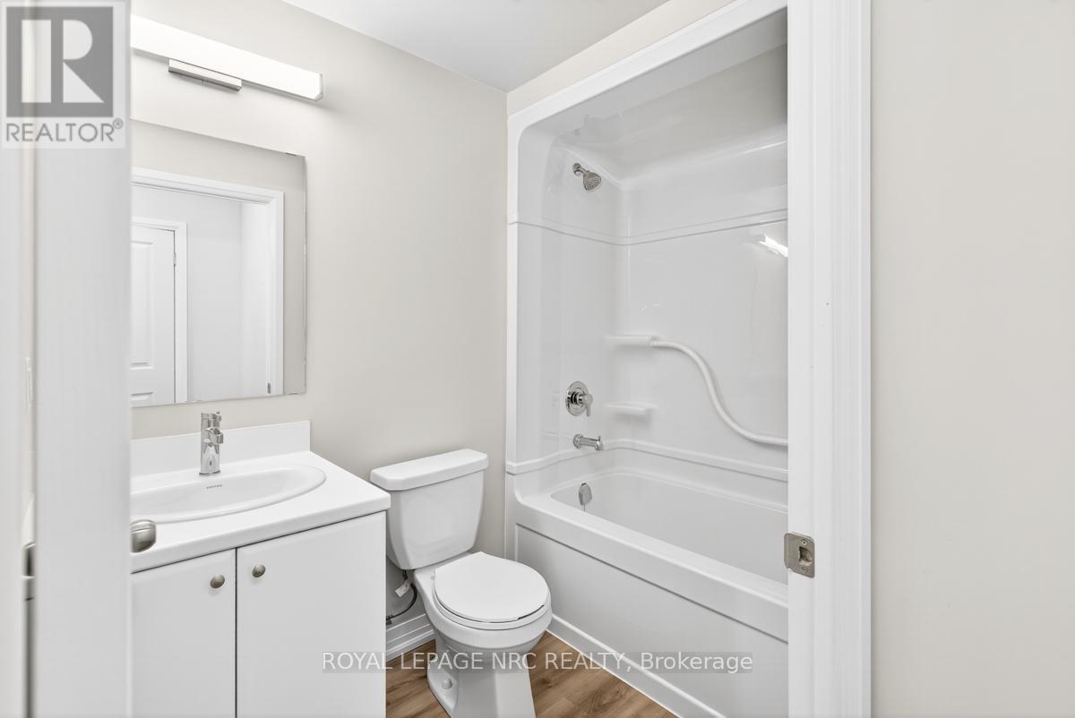 223 - 50 Herrick Avenue, St. Catharines, Ontario  L2P 2T9 - Photo 11 - X12517414