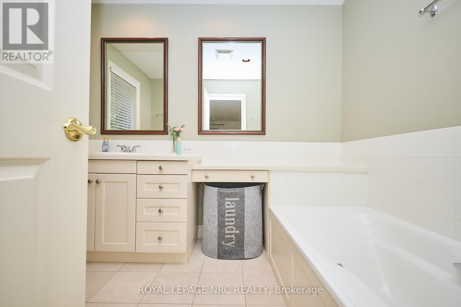 330 John Street W, Niagara-On-The-Lake, Ontario  L0S 1J0 - Photo 27 - X12517464