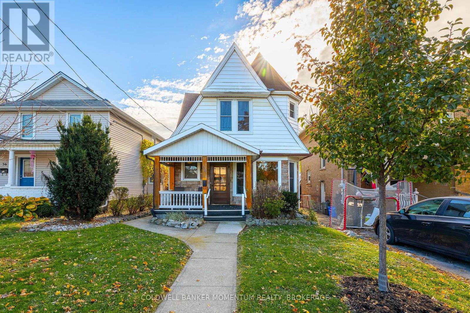 34 ALMOND STREET, st. catharines (secord woods), Ontario