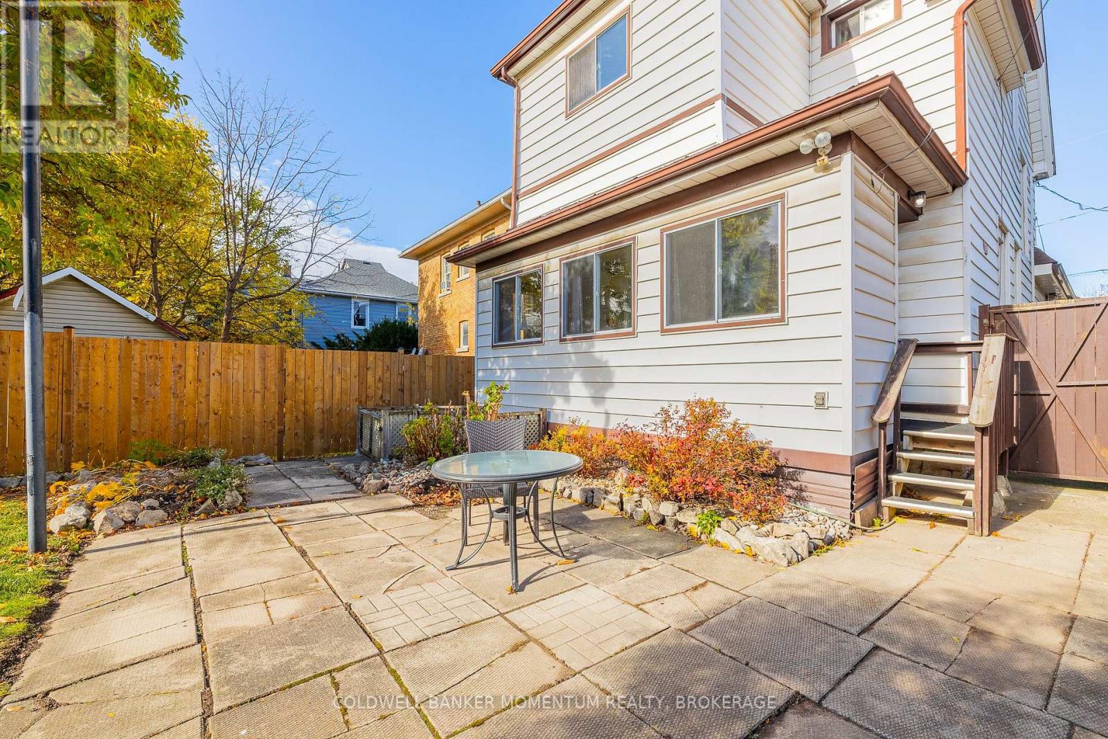 34 Almond Street, St. Catharines (Secord Woods), Ontario  L2T 1E9 - Photo 36 - X12517484