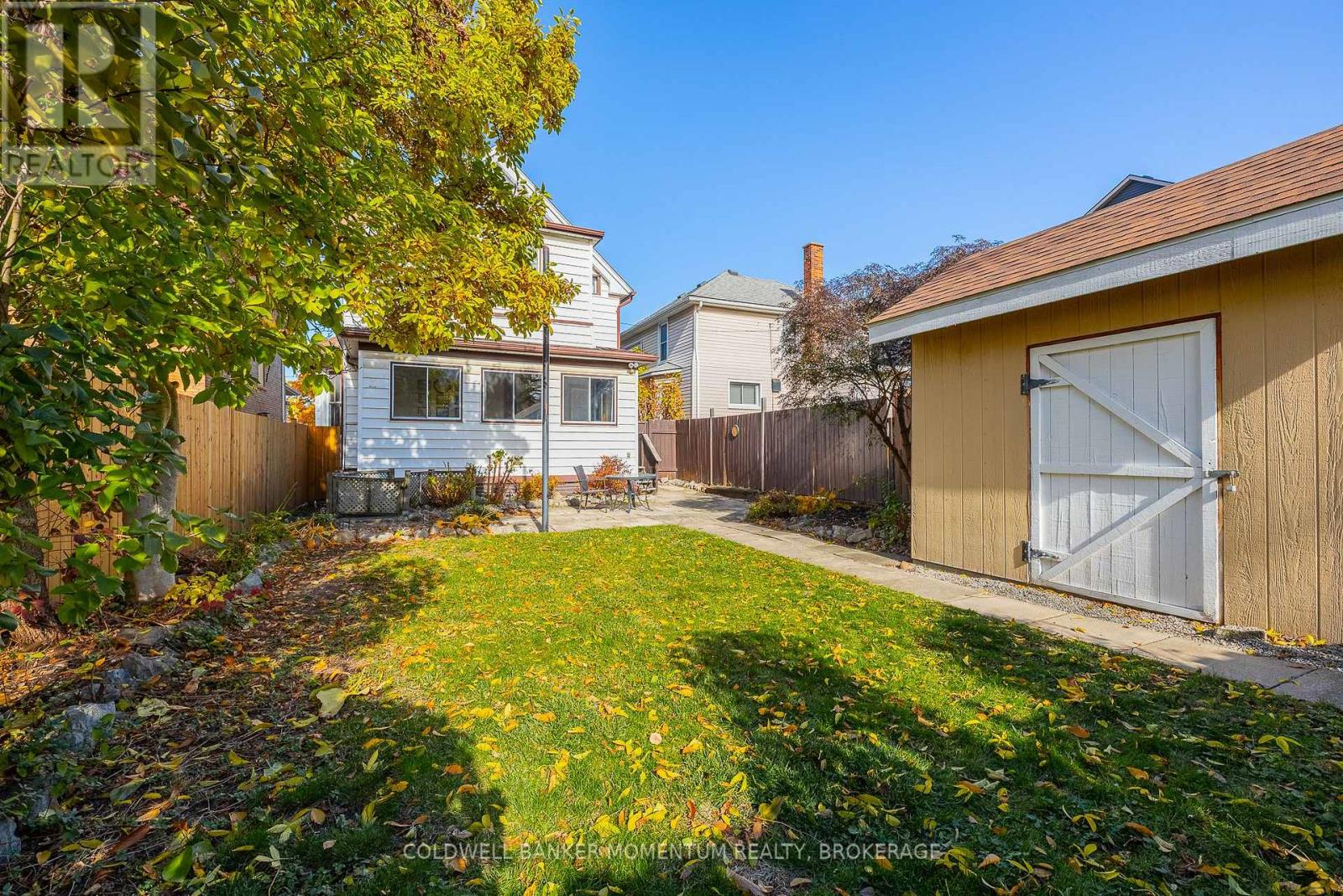 34 Almond Street, St. Catharines (Secord Woods), Ontario  L2T 1E9 - Photo 39 - X12517484