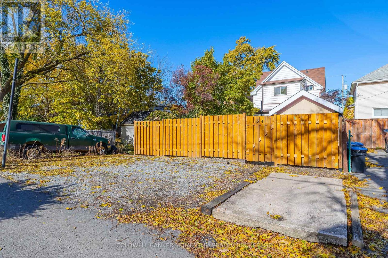 34 Almond Street, St. Catharines (Secord Woods), Ontario  L2T 1E9 - Photo 40 - X12517484