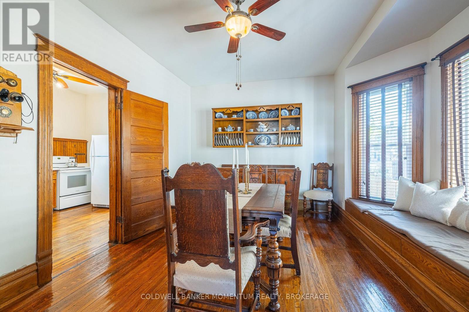 34 Almond Street, St. Catharines (Secord Woods), Ontario  L2T 1E9 - Photo 7 - X12517484