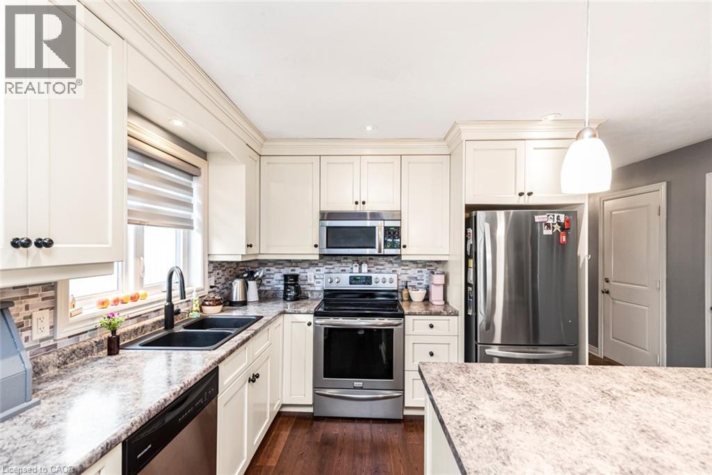 70 Postma Drive, Dunnville, Ontario  N1A 0B2 - Photo 11 - 40786224