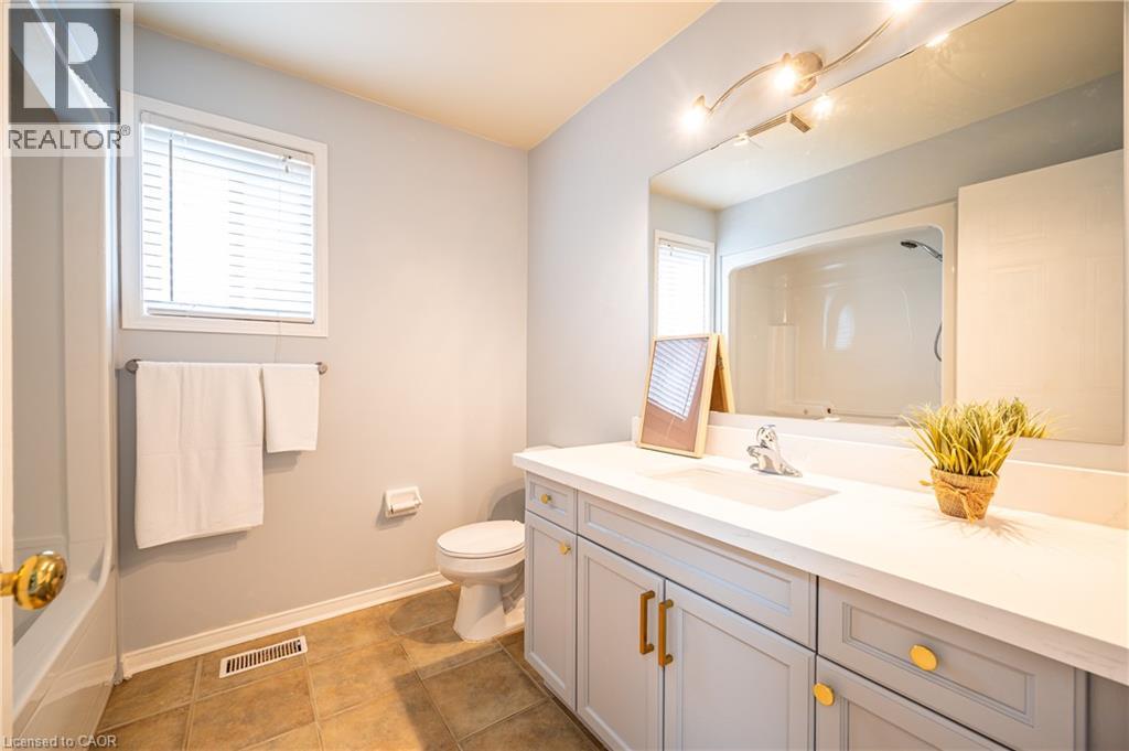 806 Grand Banks Drive, Waterloo, Ontario  N2K 4N6 - Photo 20 - 40786209