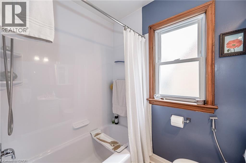 270 Mansion Street, Kitchener, Ontario  N2H 2K7 - Photo 14 - 40786151