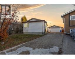 122 Maclaren Bay Dickinsfield