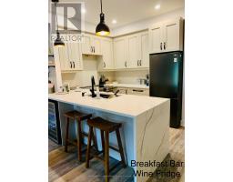 674 JOHNSTON PARK AVENUE, collingwood, Ontario