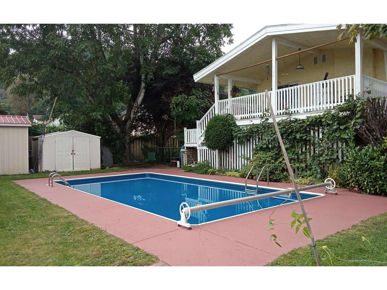 8187 Coleman Street, Mission, British Columbia V2V 6R6 - Photo 13 - R3047897