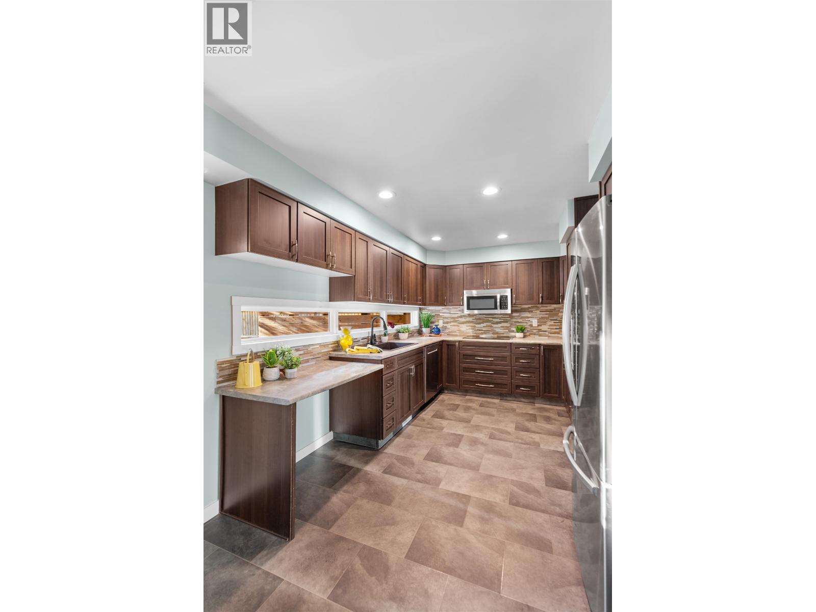 3019 Killarney Drive, Prince George, British Columbia  V2K 2A8 - Photo 13 - R3059481