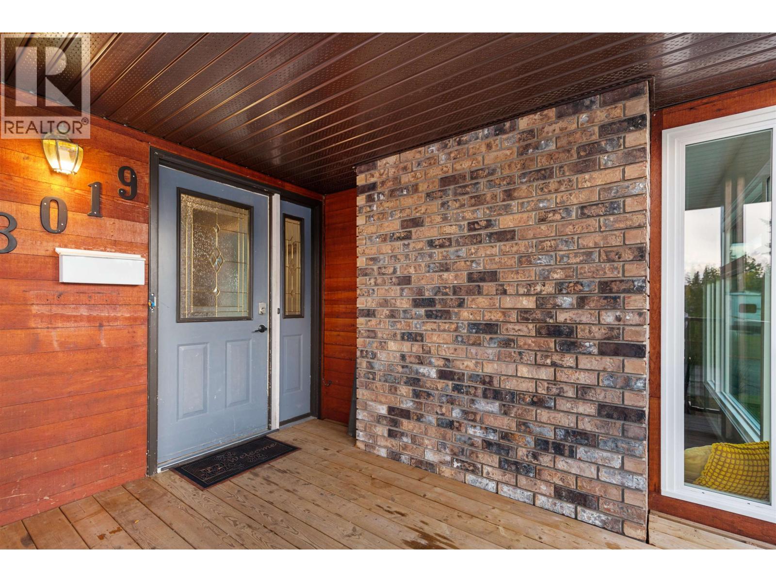 3019 Killarney Drive, Prince George, British Columbia  V2K 2A8 - Photo 3 - R3059481