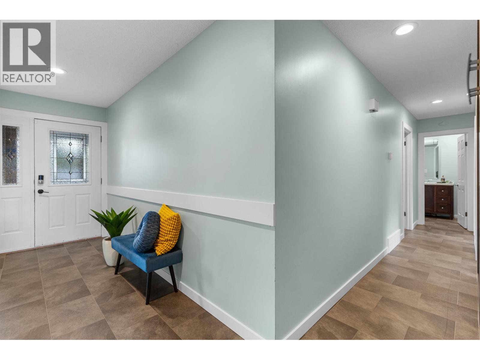 3019 Killarney Drive, Prince George, British Columbia  V2K 2A8 - Photo 4 - R3059481