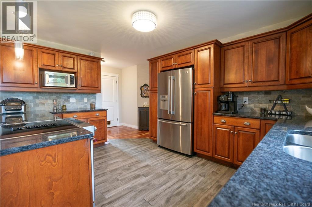 86 Cedarwood Drive, Saint John, New Brunswick  E2K 5P4 - Photo 7 - NB129585