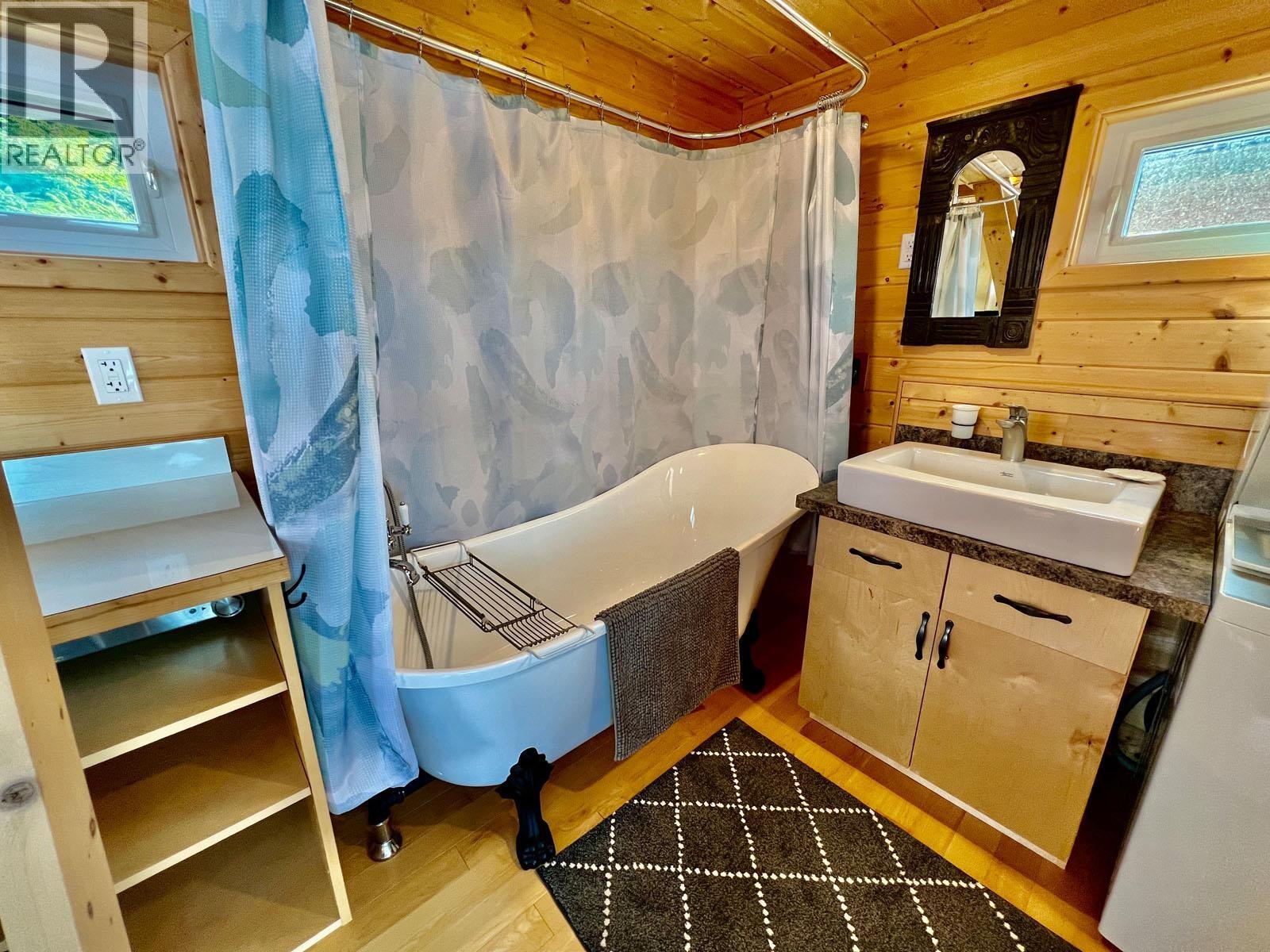 3506 Oceanview Drive, Daajing Giids City, British Columbia  V0T 1S0 - Photo 34 - R3028288