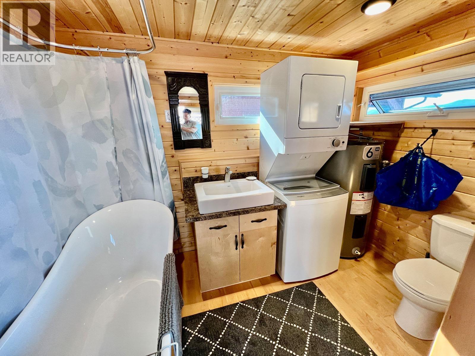 3506 Oceanview Drive, Daajing Giids City, British Columbia  V0T 1S0 - Photo 35 - R3028288