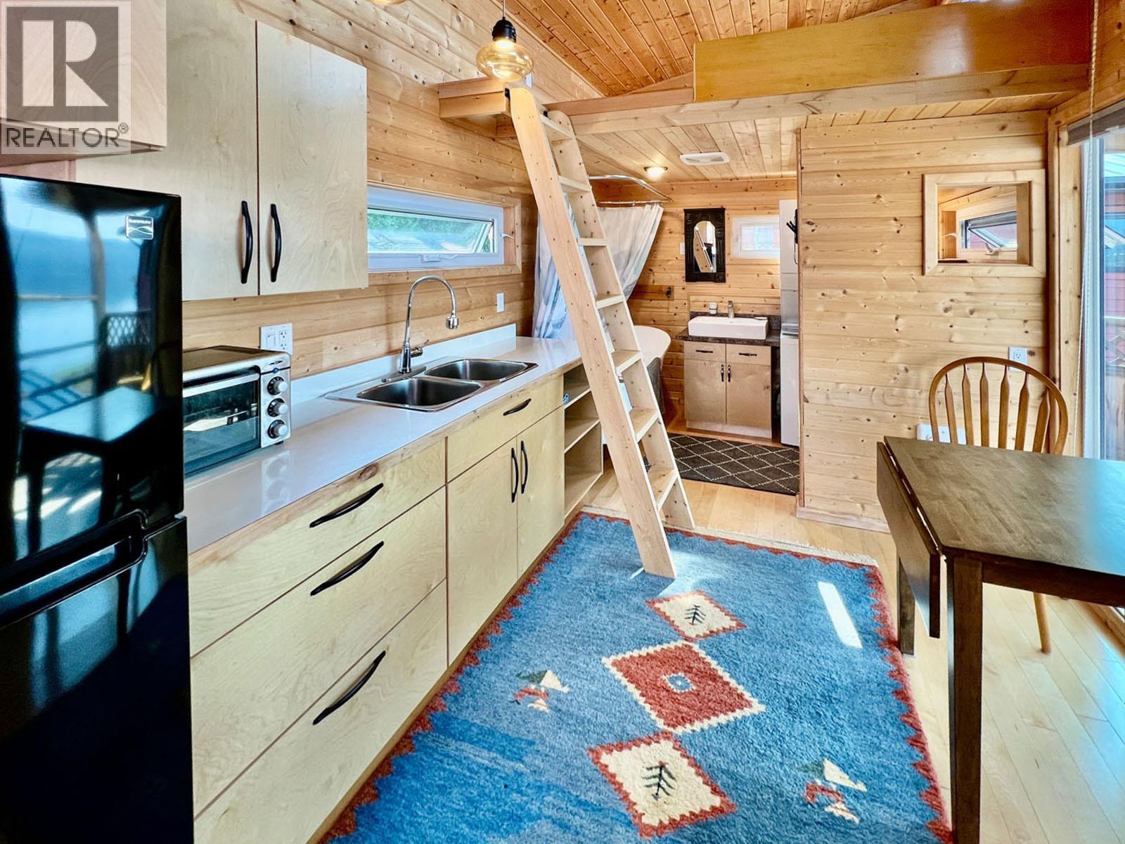 3506 Oceanview Drive, Daajing Giids City, British Columbia  V0T 1S0 - Photo 33 - R3028288