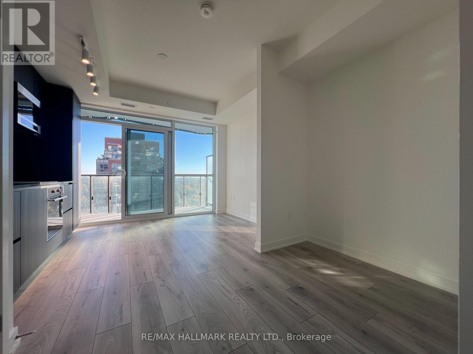 1303 - 110 Broadway Avenue, Toronto, Ontario  M4P 1V7 - Photo 16 - C12517050