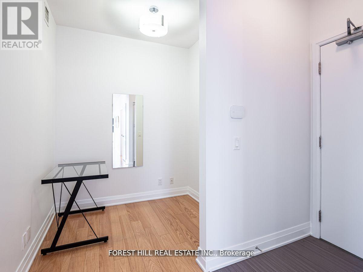 707 - 530 St Clair Avenue W, Toronto, Ontario  M6C 0A2 - Photo 16 - C12517072