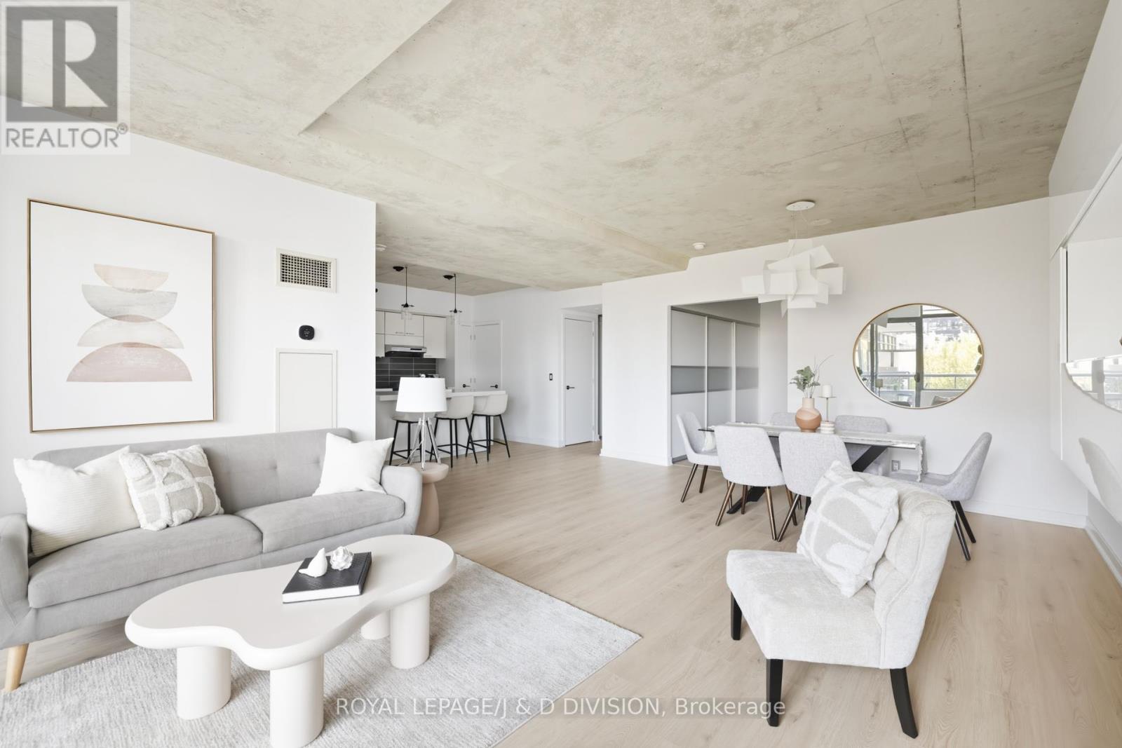 828 - 55 Stewart Street, Toronto, Ontario  M5V 2V1 - Photo 3 - C12517094