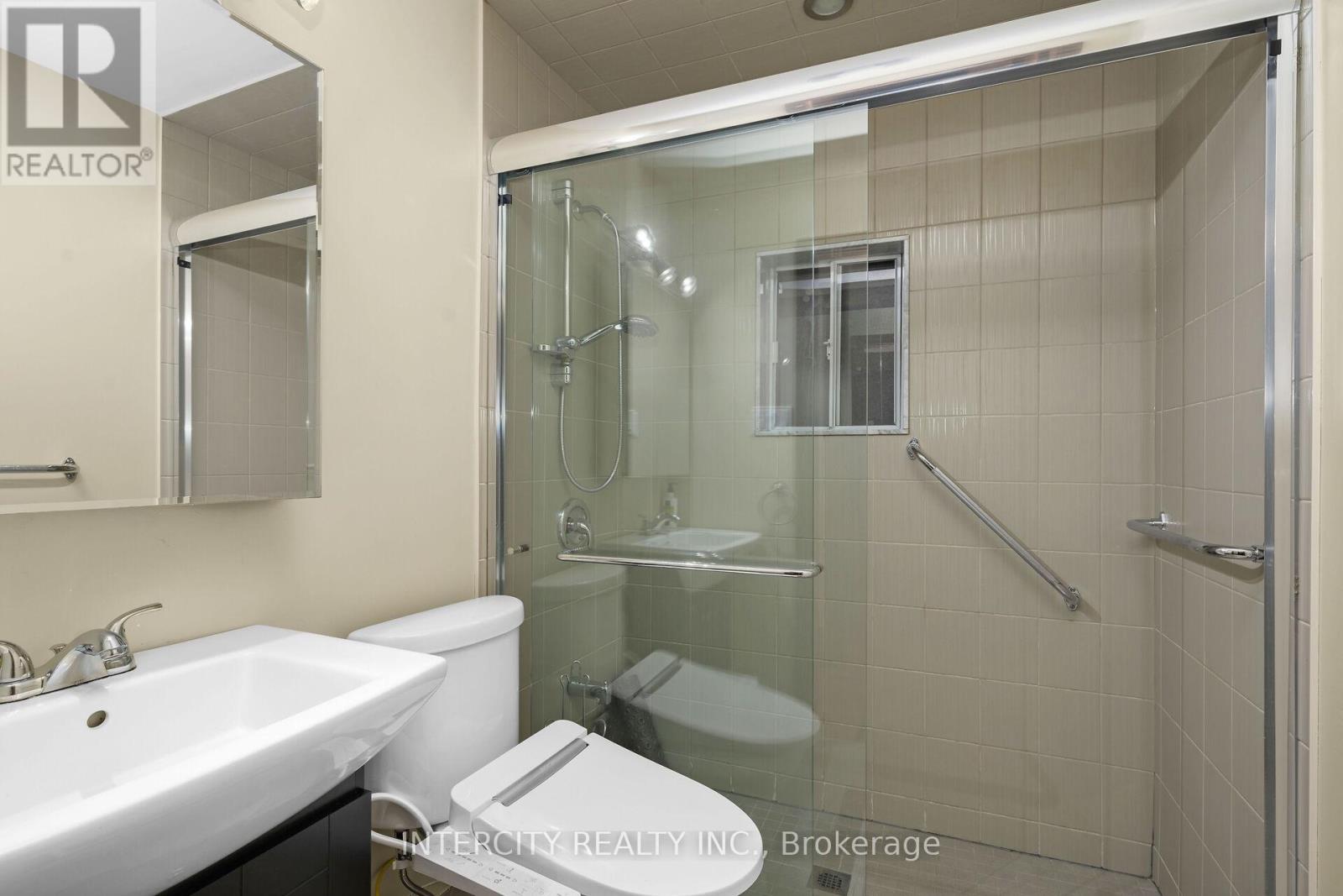 161 Wychwood Avenue, Toronto, Ontario  M6C 2T4 - Photo 16 - C12517122