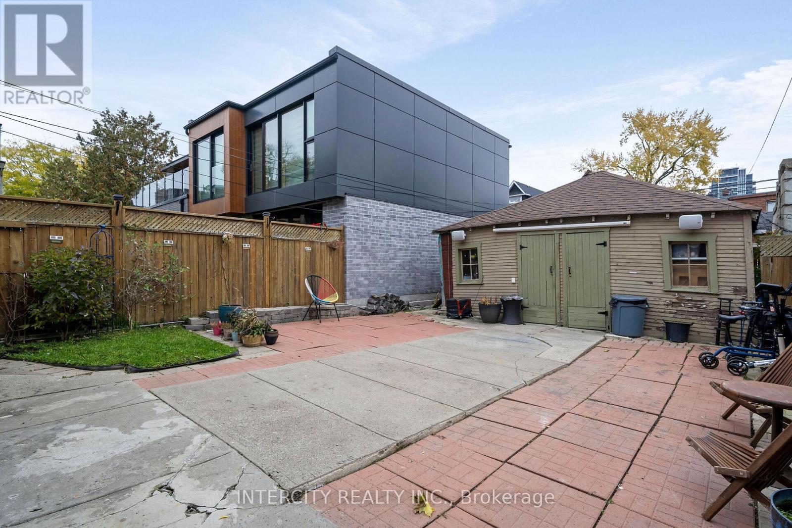 161 Wychwood Avenue, Toronto, Ontario  M6C 2T4 - Photo 35 - C12517122