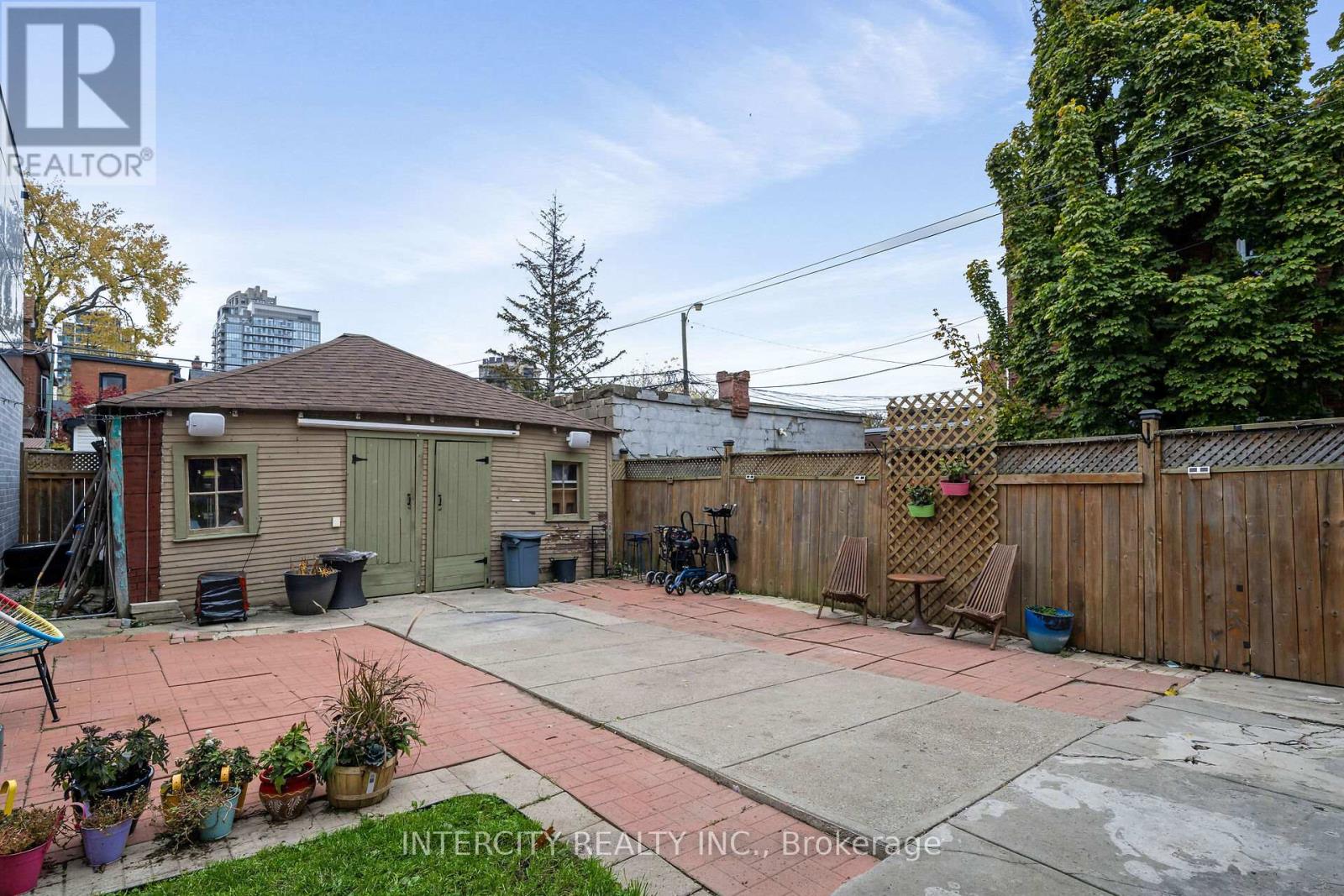 161 Wychwood Avenue, Toronto, Ontario  M6C 2T4 - Photo 36 - C12517122