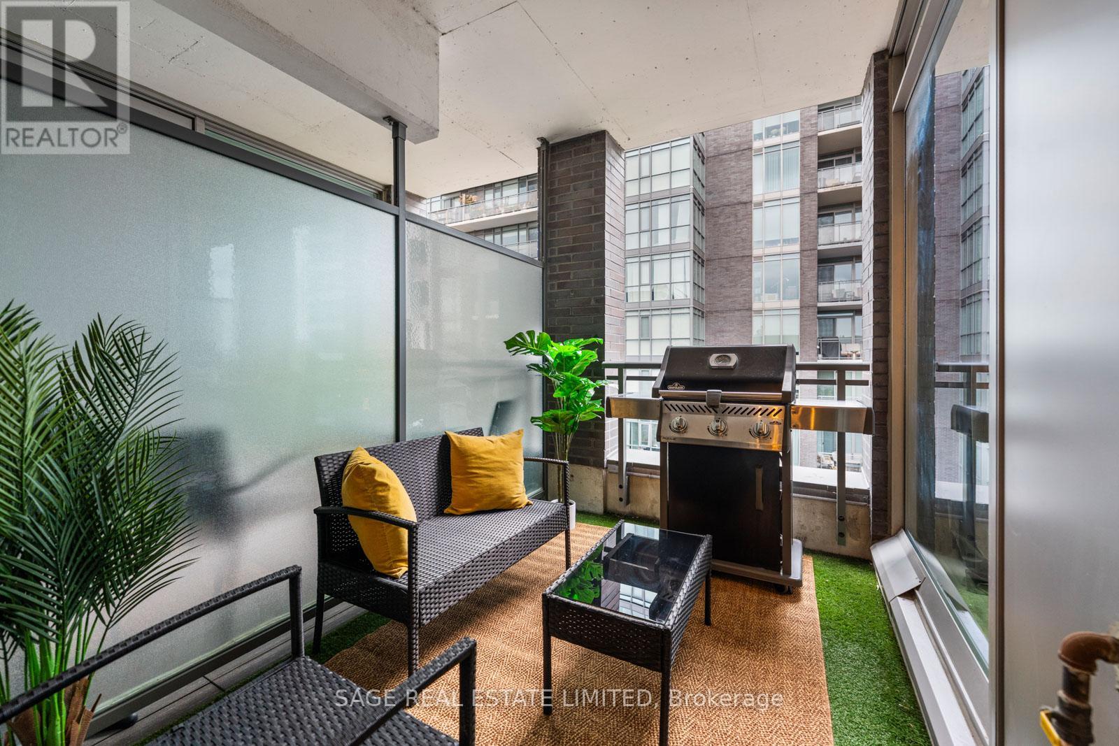 714 - 20 Gladstone Avenue, Toronto, Ontario  M6J 0E9 - Photo 17 - C12517132