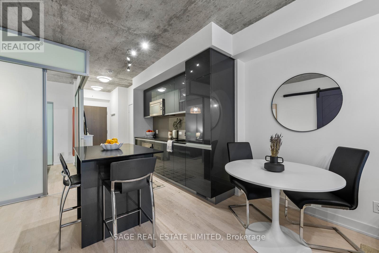 714 - 20 Gladstone Avenue, Toronto, Ontario  M6J 0E9 - Photo 5 - C12517132