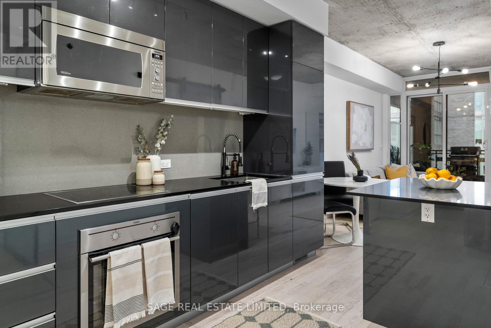 714 - 20 Gladstone Avenue, Toronto, Ontario  M6J 0E9 - Photo 7 - C12517132