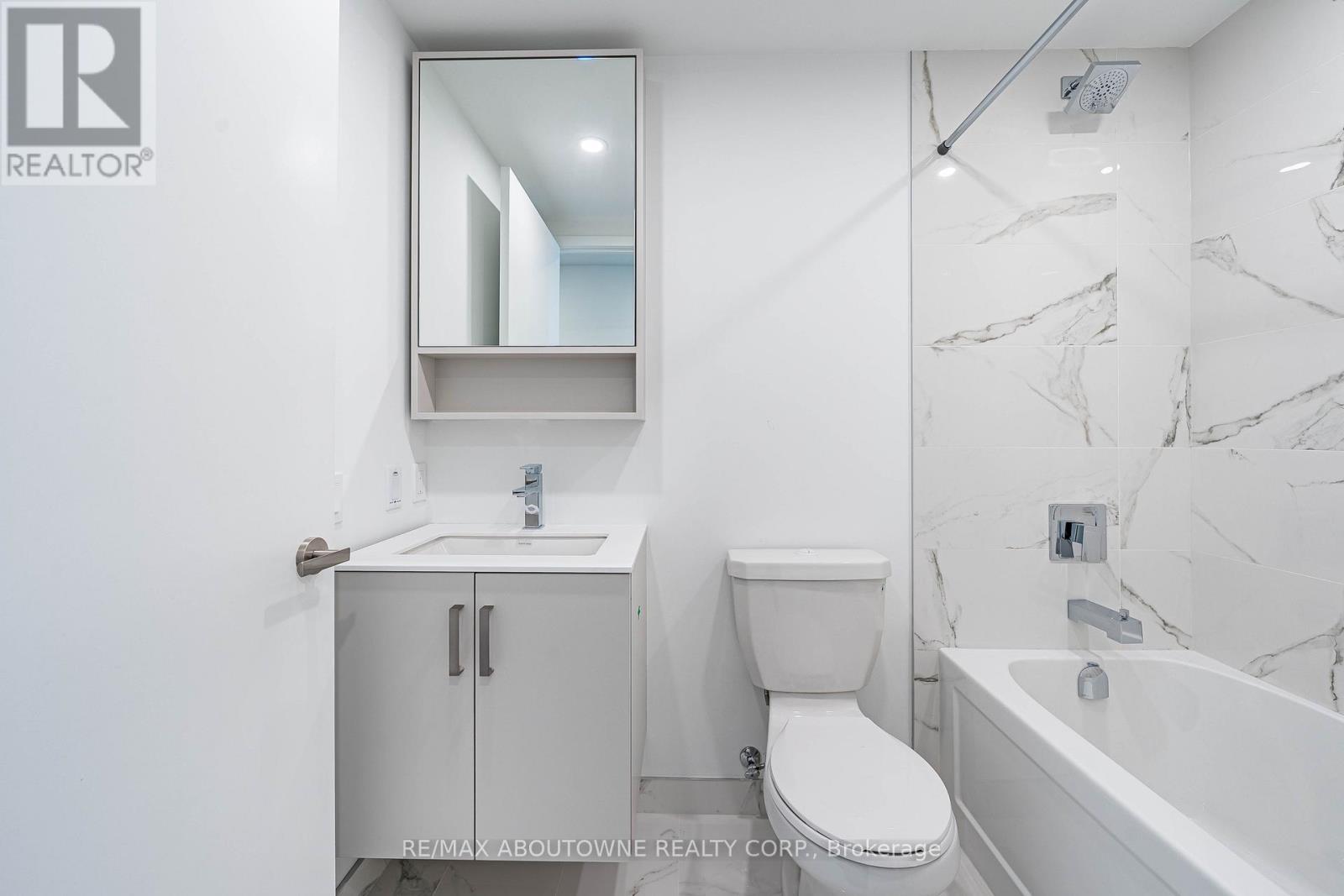 5308 - 88 Queen Street E, Toronto, Ontario  M5C 0B6 - Photo 34 - C12517160