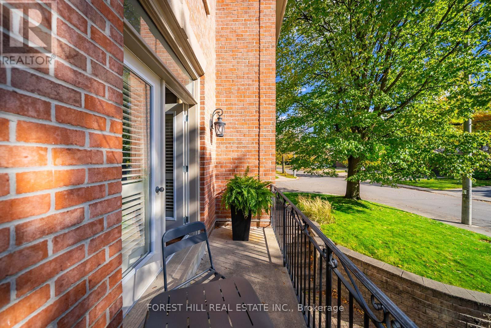 2 St Hildas Avenue, Toronto, Ontario  M4N 2P4 - Photo 13 - C12517190